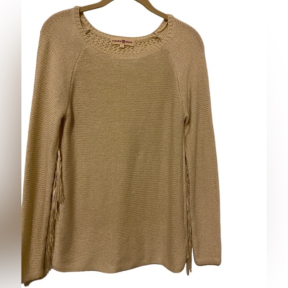 Altar'd State Women’s Oatmeal Boho Fringe Crochet Pullover Sweater Size‎ Small - Picture 1 of 6